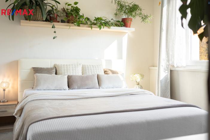 Prodej bytu 2+1, Praha - Kamýk, Zárubova, 54 m2