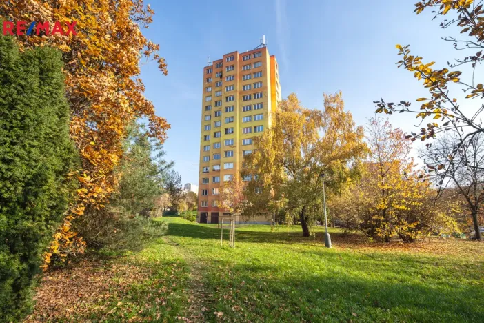 Prodej bytu 2+1, Praha - Kamýk, Zárubova, 54 m2