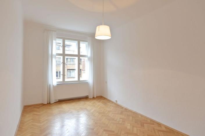 Pronájem bytu 2+kk, Praha - Vinohrady, Lucemburská, 50 m2
