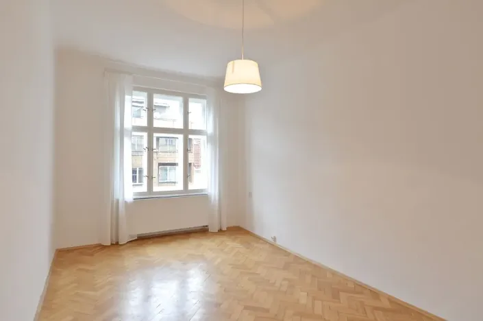 Pronájem bytu 2+kk, Praha - Vinohrady, Lucemburská, 50 m2