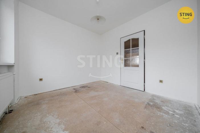 Prodej bytu 4+1, Dolní Lhota, K nádraží, 120 m2