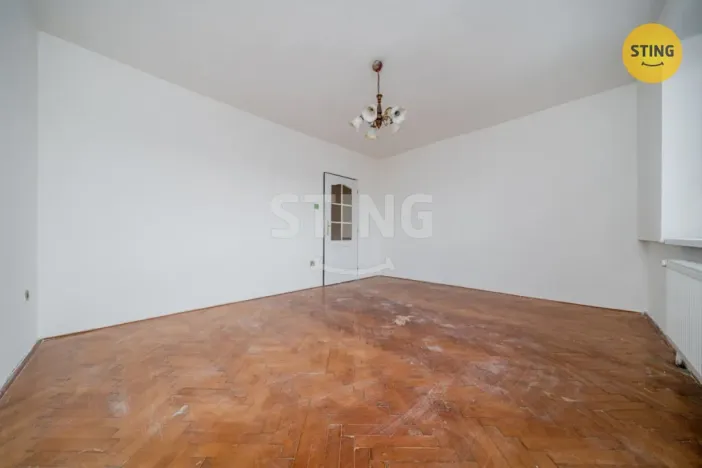 Prodej bytu 4+1, Dolní Lhota, K nádraží, 120 m2
