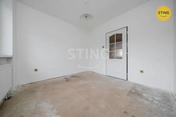 Prodej bytu 4+1, Dolní Lhota, K nádraží, 120 m2