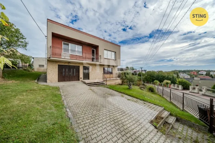 Prodej bytu 2+1, Dolní Lhota, K nádraží, 90 m2