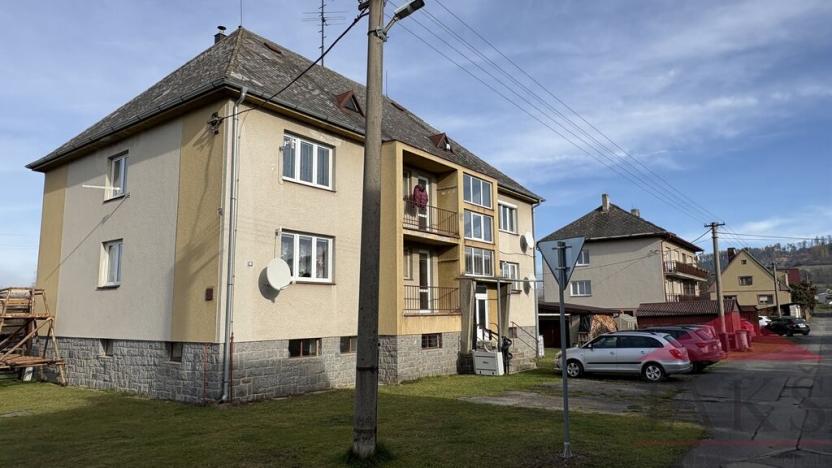 Prodej bytu 3+1, Žihobce, 75 m2