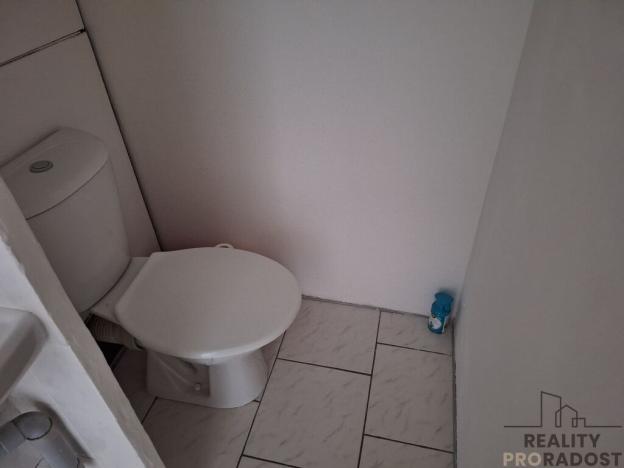 Pronájem bytu 1+1, Děčín, Kosmonautů, 35 m2