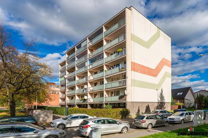 Prodej bytu 3+1, Praha - Horní Počernice, Lhotská, 73 m2