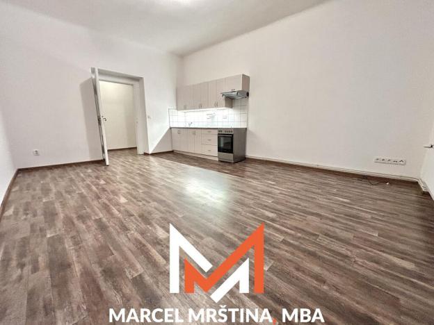 Pronájem bytu 2+kk, Hronov, T. G. Masaryka, 51 m2