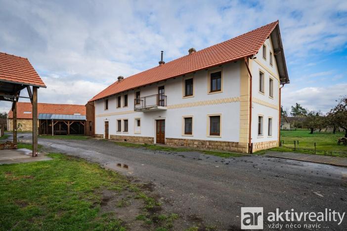 Prodej zemědělské usedlosti, Kokořín - Březinka, 283 m2