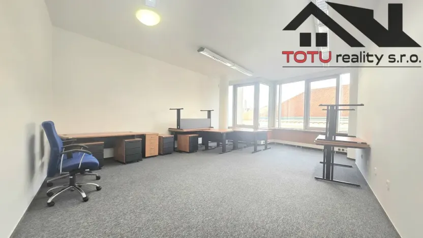 Pronájem kanceláře, Chrudim, Palackého třída, 38 m2