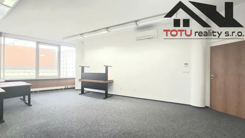 Pronájem kanceláře, Chrudim, Palackého třída, 38 m2