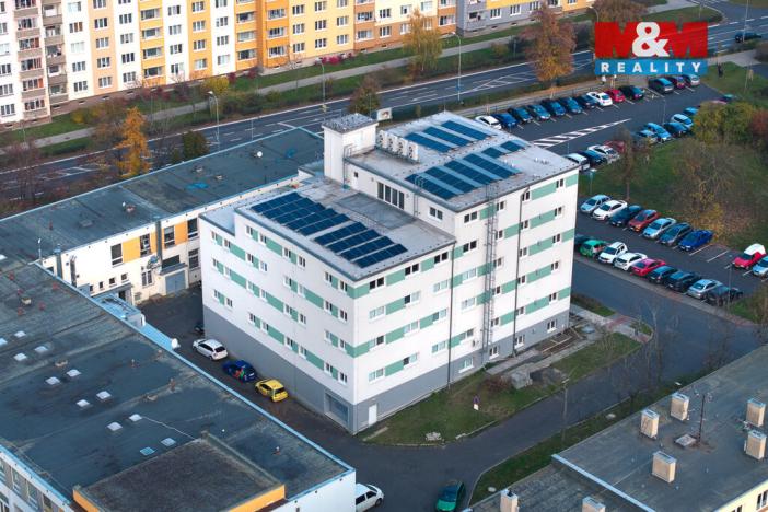 Pronájem kanceláře, Louny, Březinova, 166 m2