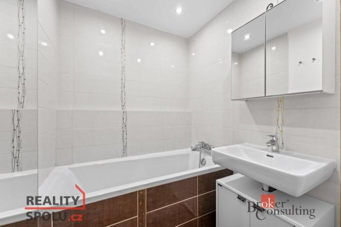 Pronájem bytu 2+1, Praha - Letňany, Vratimovská, 55 m2