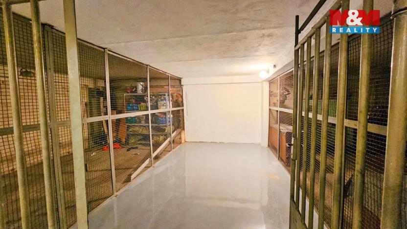 Pronájem garáže, Praha - Vokovice, Tobrucká, 15 m2