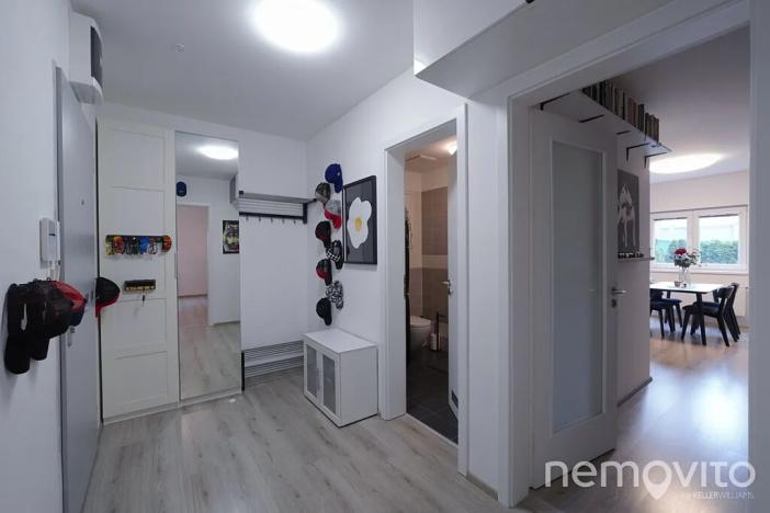 Prodej bytu 3+kk, Praha - Modřany, K Vystrkovu, 73 m2