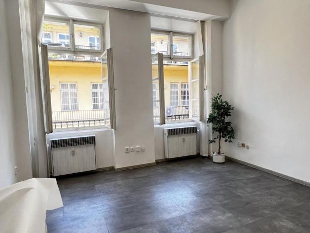 Pronájem ordinace, Praha - Staré Město, Národní, 20 m2
