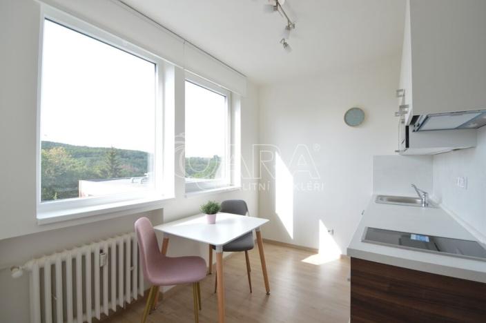 Pronájem bytu 1+1, Praha - Jinonice, Peroutkova, 32 m2