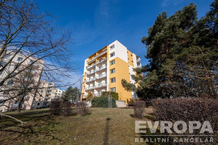 Pronájem bytu 3+1, Praha - Smíchov, Churáňovská, 71 m2