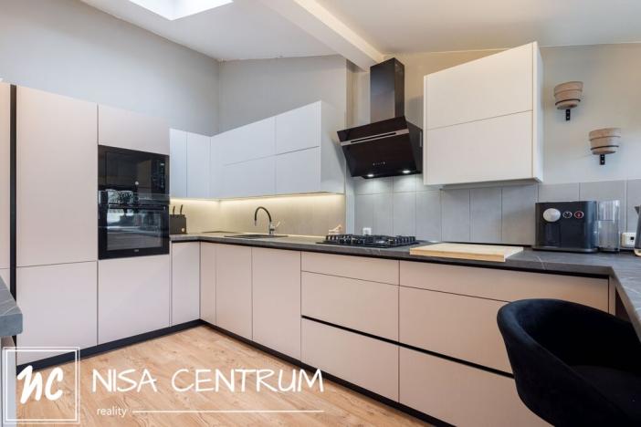 Prodej bytu 6+kk a větší, Praha - Vinohrady, Vozová, 260 m2