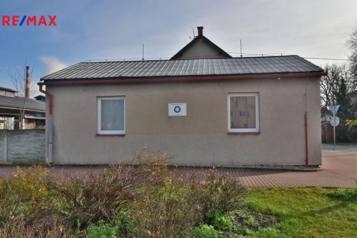 Prodej obchodního prostoru, Týniště nad Orlicí, Nádražní, 64 m2