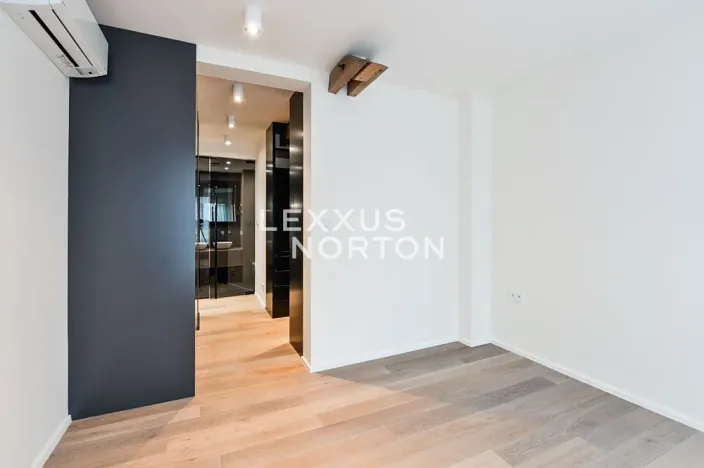 Pronájem bytu 3+kk, Praha - Vinohrady, náměstí Jiřího z Poděbrad, 156 m2