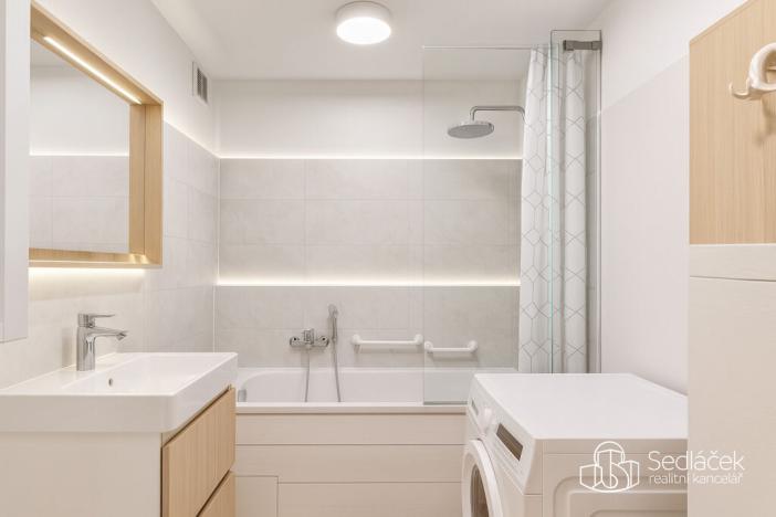 Prodej bytu 2+1, Praha - Smíchov, Radlická, 57 m2