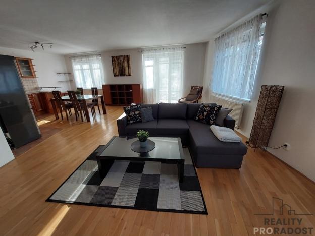 Pronájem bytu 2+kk, Praha, Benická, 80 m2