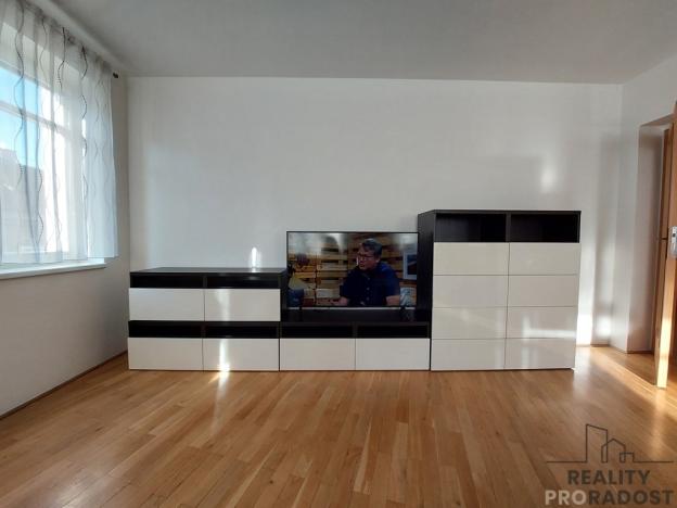Pronájem bytu 2+kk, Praha, Benická, 80 m2