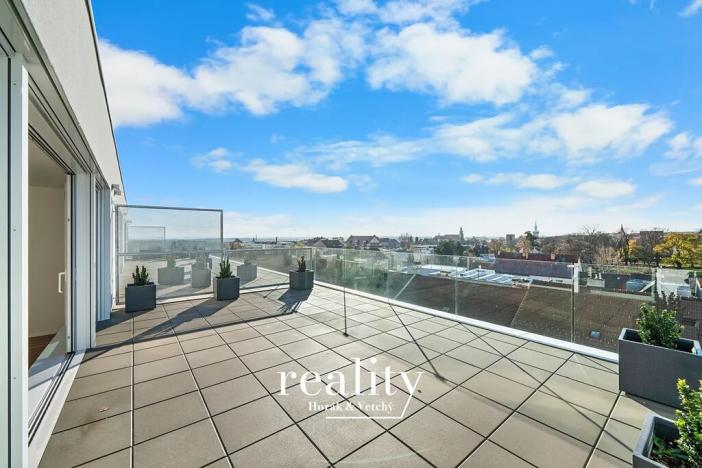 Pronájem bytu 3+kk, Znojmo, Jarošova, 84 m2