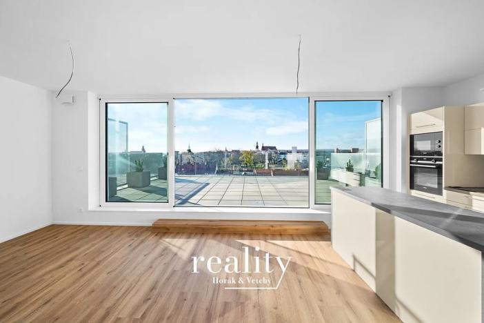 Pronájem bytu 3+kk, Znojmo, Jarošova, 84 m2