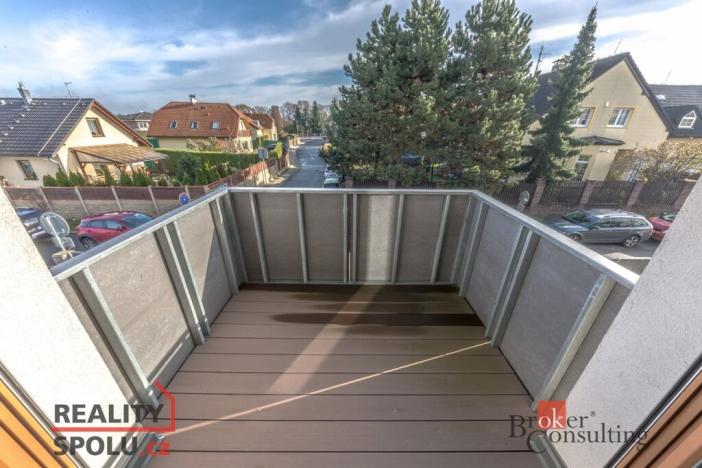 Prodej bytu 2+kk, Praha - Dolní Chabry, Ústecká, 58 m2