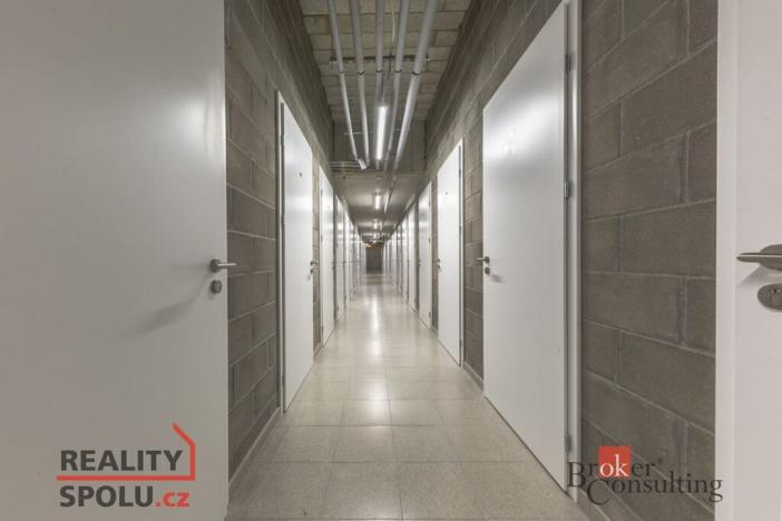 Prodej bytu 2+kk, Praha - Dolní Chabry, Ústecká, 58 m2