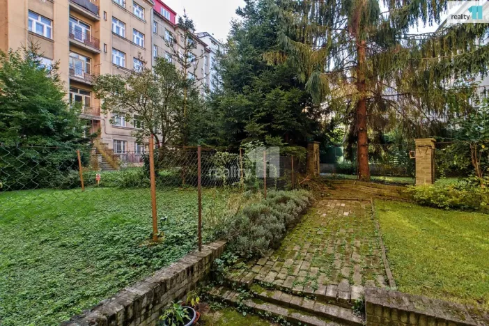 Prodej bytu 2+kk, Praha - Smíchov, Zoubkova, 38 m2