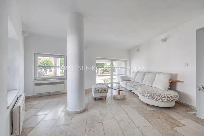 Prodej ubytování, Křižanov, Benešovo náměstí, 530 m2