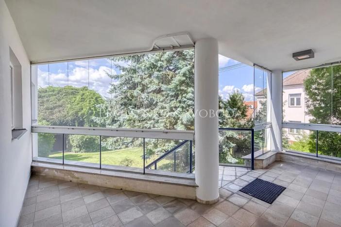 Prodej ubytování, Křižanov, Benešovo náměstí, 530 m2