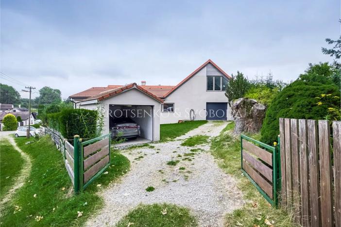 Prodej rodinného domu, Pavlov, 354 m2