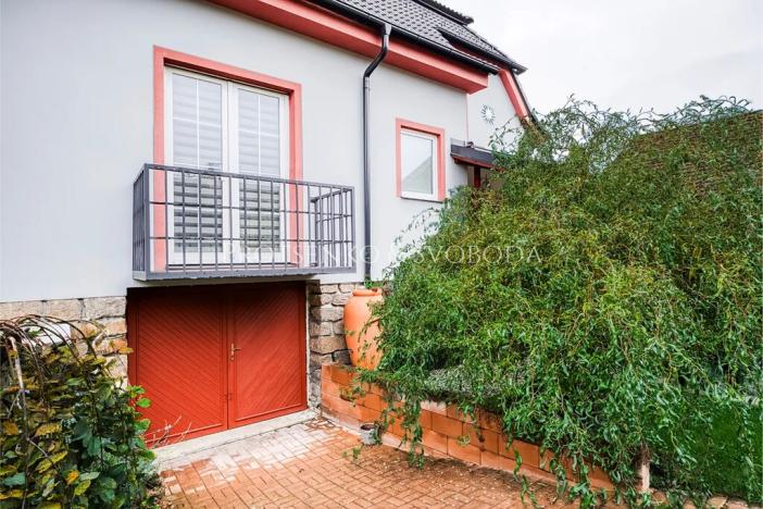 Prodej obchodního prostoru, Suchdol nad Lužnicí, Pražská, 180 m2