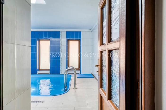 Prodej ubytování, Batelov, Třešťská, 490 m2