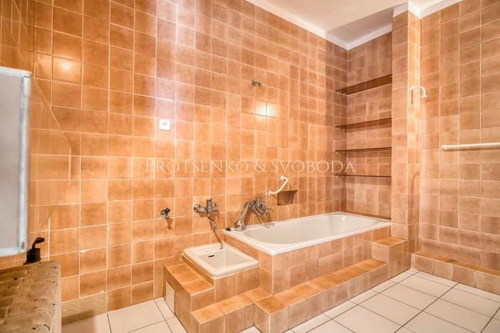 Prodej vícegeneračního domu, Křižanov, Benešovo náměstí, 530 m2