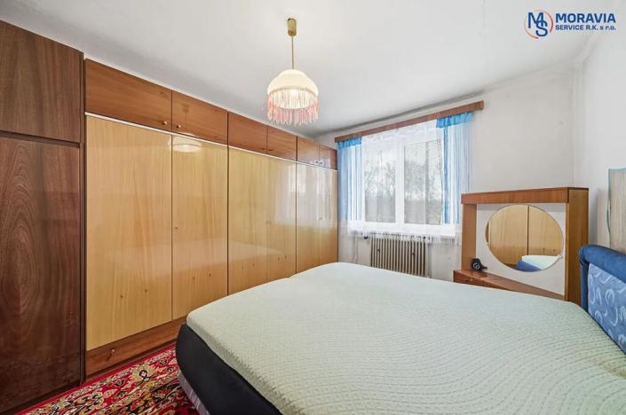 Prodej bytu 3+1, Maletín, 77 m2