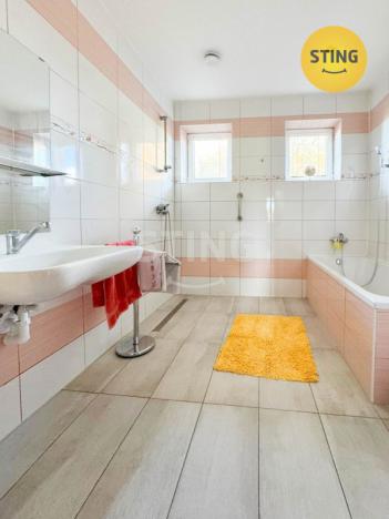 Prodej rodinného domu, Albrechtice, 217 m2