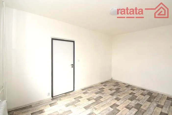 Pronájem bytu 1+1, Chomutov, Jirkovská, 36 m2