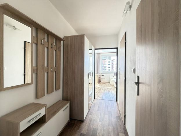 Pronájem bytu 2+1, Pardubice - Zelené Předměstí, nábřeží Závodu míru, 58 m2