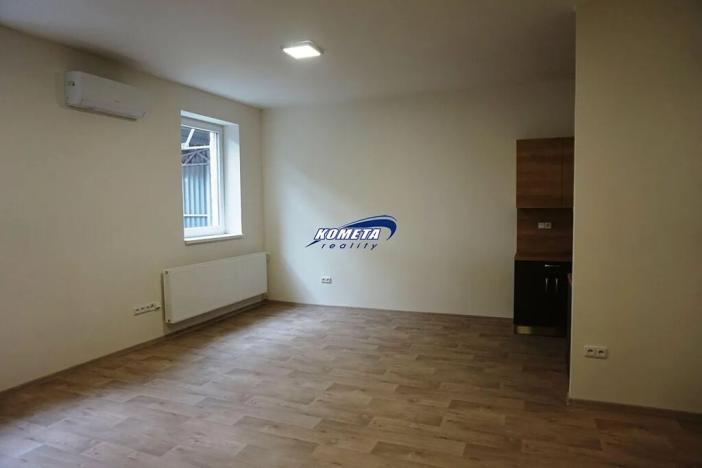 Pronájem kanceláře, Dambořice, 21 m2