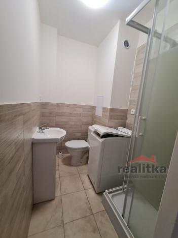 Pronájem bytu 1+kk, Opava - Předměstí, Slámova, 22 m2