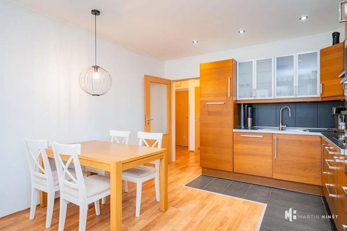 Pronájem bytu 2+kk, Praha - Kbely, Herlíkovická, 52 m2