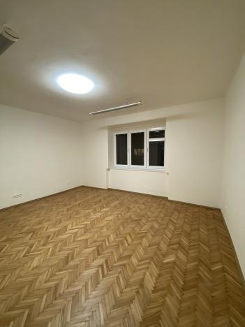 Pronájem bytu 2+kk, Praha - Vysočany, Pod strojírnami, 52 m2