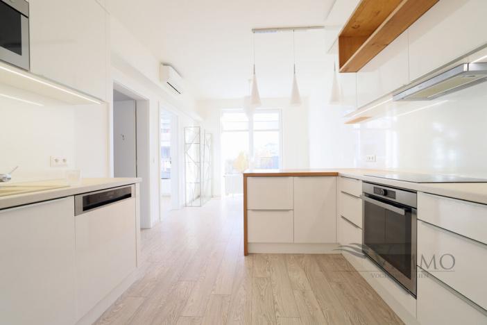 Pronájem bytu 4+kk, Praha - Dejvice, Lindleyova, 86 m2