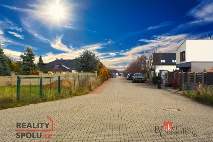 Prodej pozemku pro bydlení, Horoměřice, 748 m2