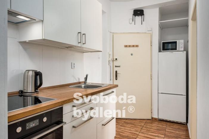 Pronájem bytu 2+kk, Praha - Střešovice, Za Hládkovem, 39 m2